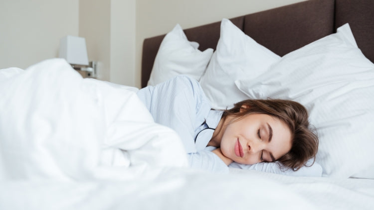 Side Sleepers: Doctor Tips & Advice Header